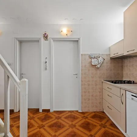 Kiara Apartment *