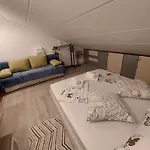 Kiara Apartment *